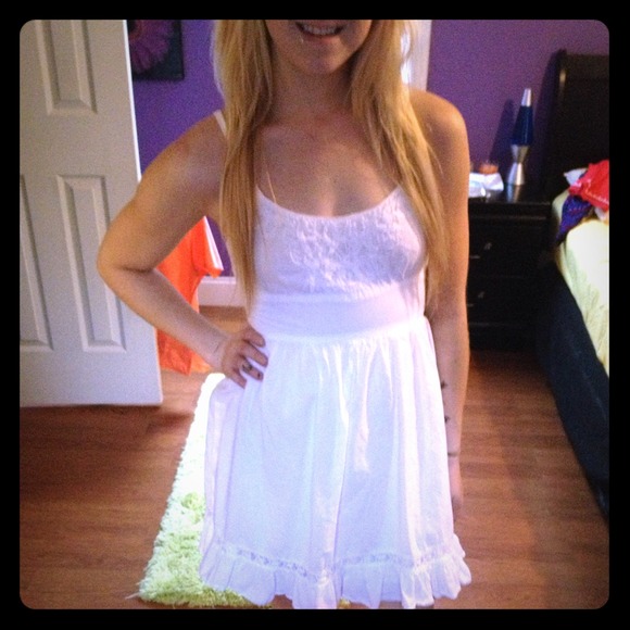 Delia's lace dress