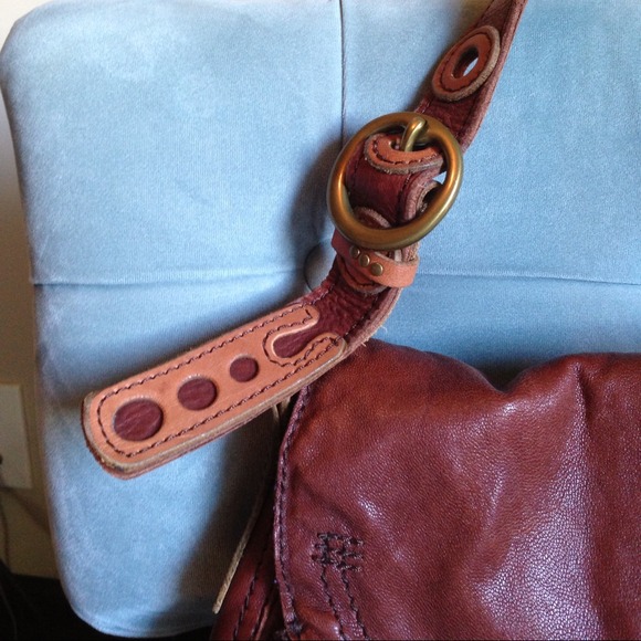 ❗️SOLD❗️Leather Lucky Brand Handbag - Picture 2 of 4