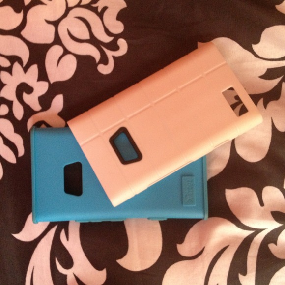 Nokia Lumia phone case (set of 2) - Picture 2 of 4