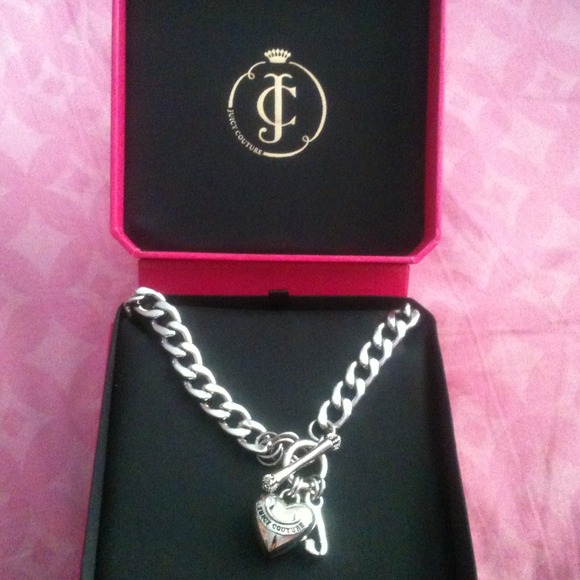 Silver necklace