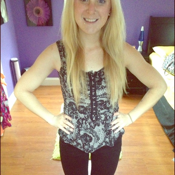 Kirra (PacSun) tank