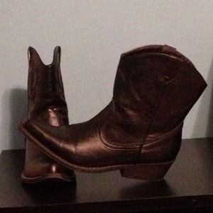 Reduced👍👍Short black cowboy boots - worn 3 times