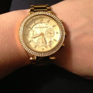 🔴🔴RESERVED🔴🔴😀⌚AUTHENTIC Michael Kors ⌚😀