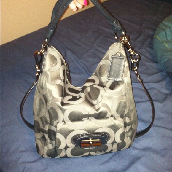🚫⛔sold⛔🚫Coach kirstin hobo bag like new!