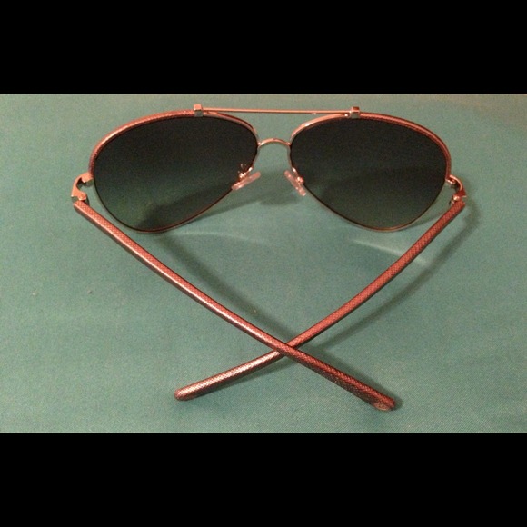 Silver TORYBURCH sunshades. Authentic.