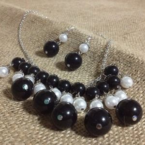 Black & Faux Pearl Necklace