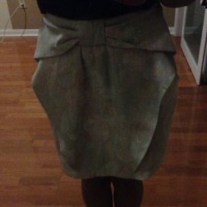 Silk floral skirt MODEL