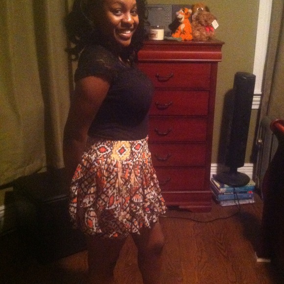 Multi colored multi layered skirt - Picture 2 of 3