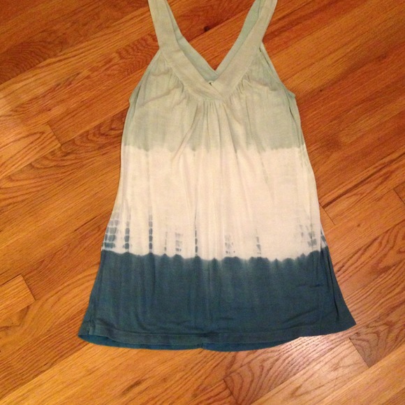 ❌SOLD❌ Red camel tank! Size M