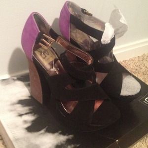 Brand new Dolce Vita shoes