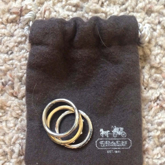 Bundle🎀Coach rings & VS bag