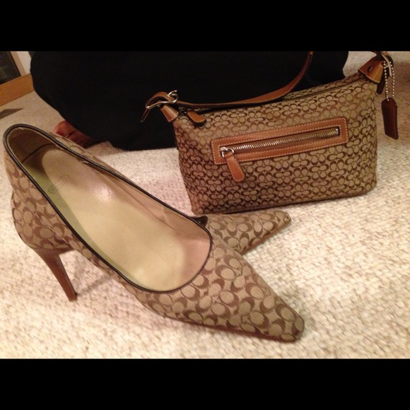 Shoes and bag bundle