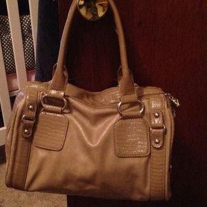 Tan Aldo pocketbook