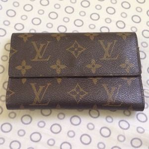 ♥Reserved for erikadangler♥