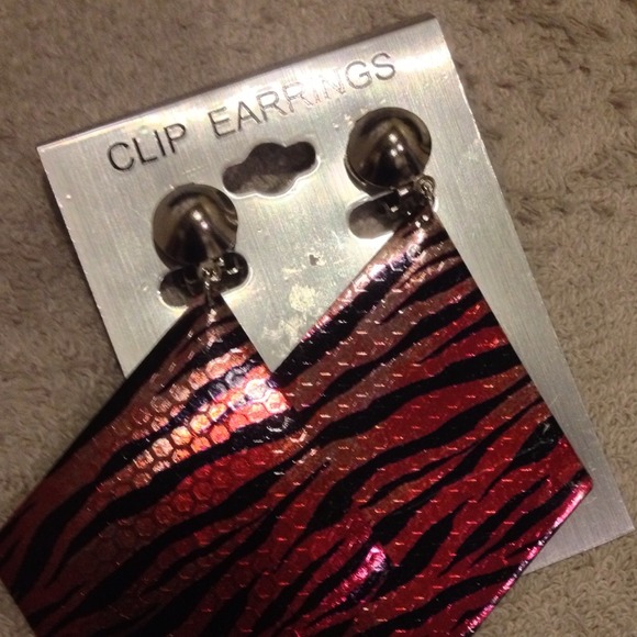 Red Zebra Designed Clip On Earrings - Picture 3 of 3