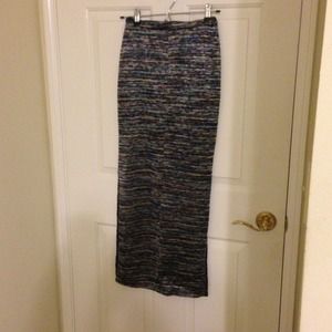 💥SOLD💥 Urban maxi skirt with side slits. XS.