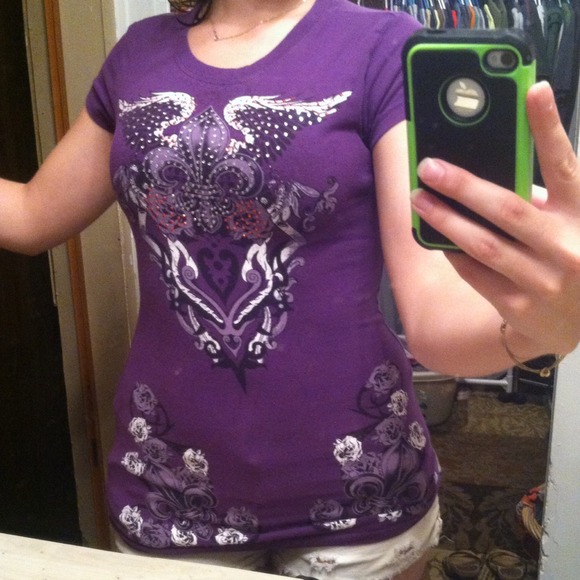 Purple with rhinestone design shirt - Picture 2 of 2