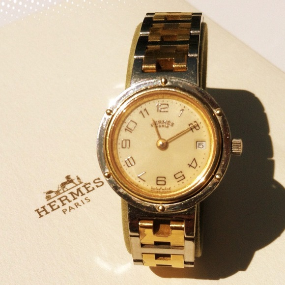 Hermes Accessories - 🎯ᕼOᔕT ᑭIᑕK🎯 HERMÈS Two-Tone "Clipper" Watch