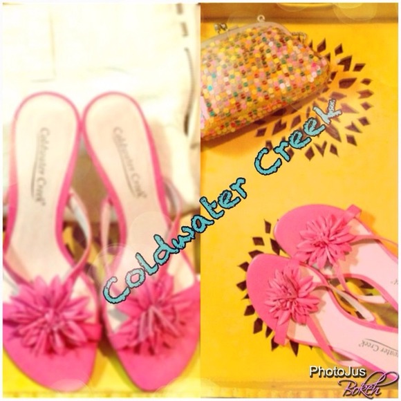 Coldwater Creek Peep Toe Heel with Leather Flower - Picture 1 of 4