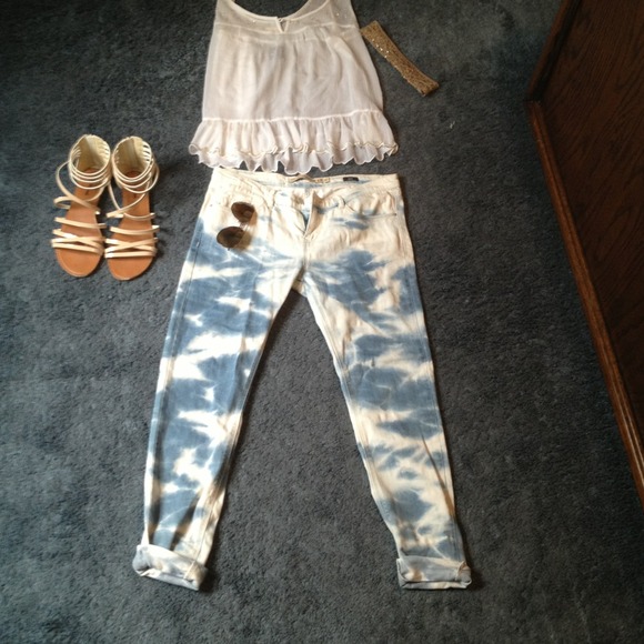 ❤️SOLD❤️ Zara skinny jeans