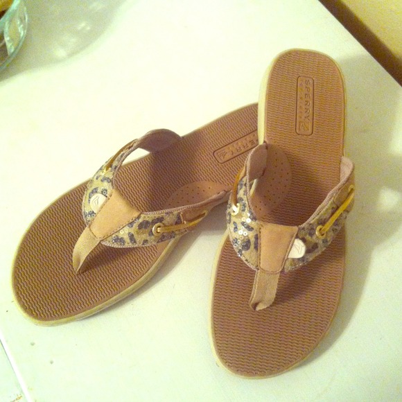 🎈RESERVED 🎈NWB Sperry Top-Sider Flip Flops
