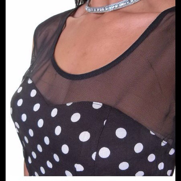 ***SOLD***Top Sheer Shoulder Polka Dot***SOLD*** - Picture 3 of 3