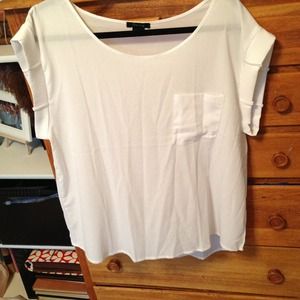 3 FOR $10 BUNDLE! Hi-Low Loose Fitting Blouse