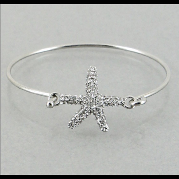 Hannah Beury Jewelry - Starfish Hook Bracelet