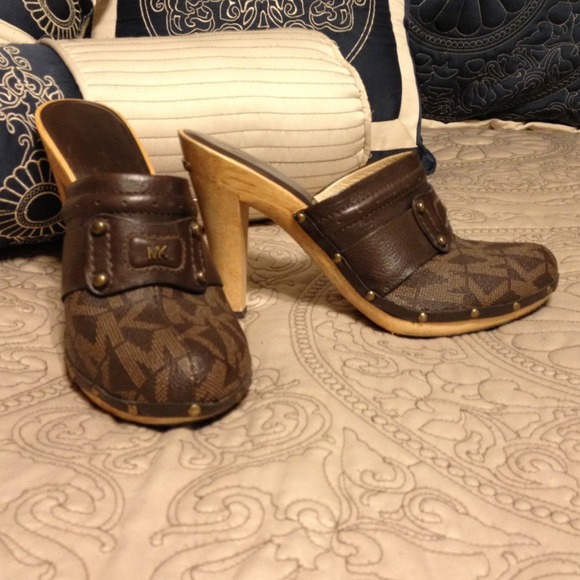 BUNDLED Michael Kors clogs and silver wedge
