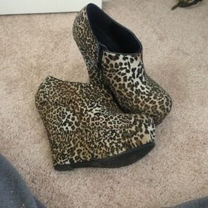 Leopard Print Wedge