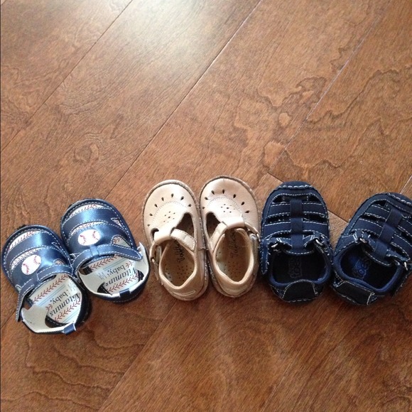 SOLD Baby shoes