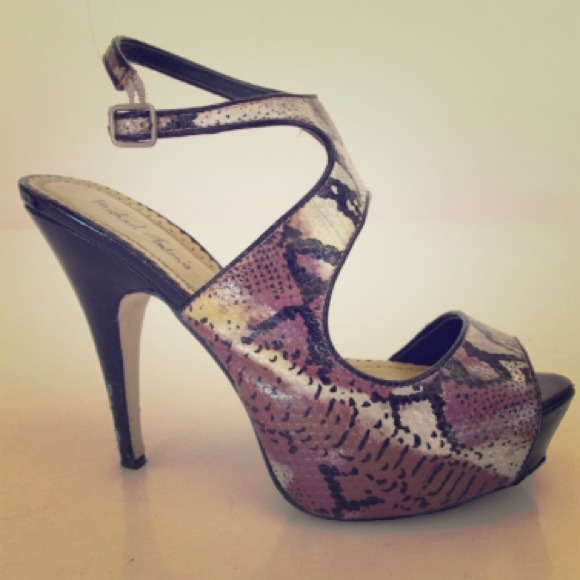 Michael Antonio Snakeskin Embossed Leather Pumps