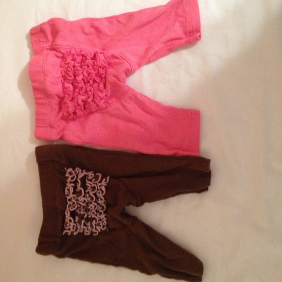 Bundle of newborn girl pants - Picture 2 of 4