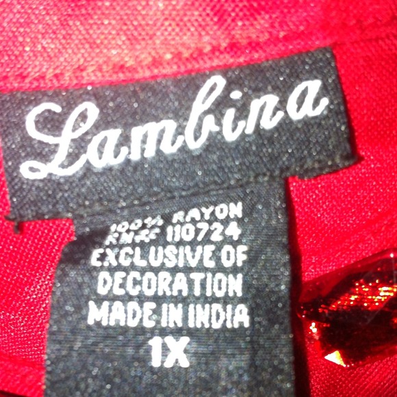 Red tunic - Picture 3 of 3