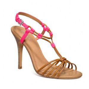 COACH authentic NEW Lana Sandal Heels in Size 7!