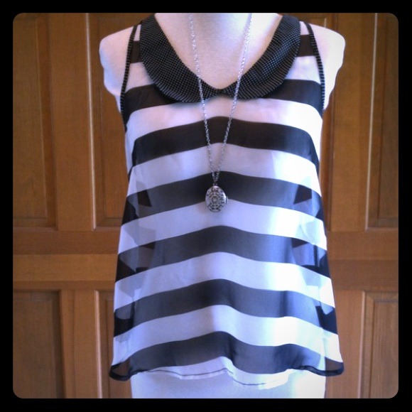❌Sheer black and white top