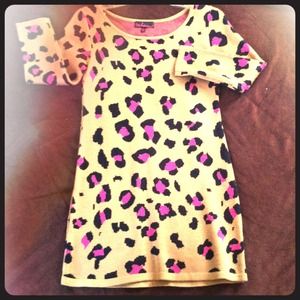 Pink spotted sweater dress/top