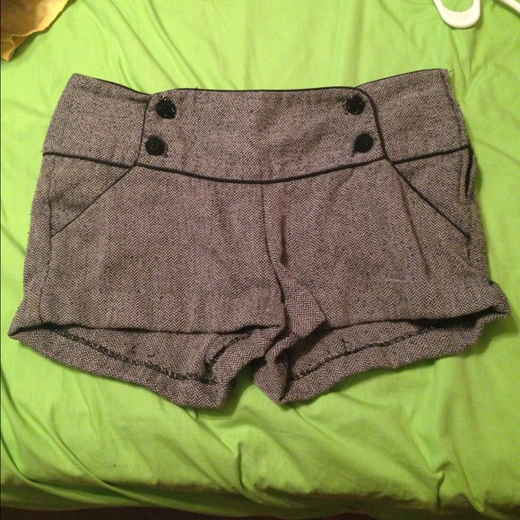 Vintage high waisted shorts