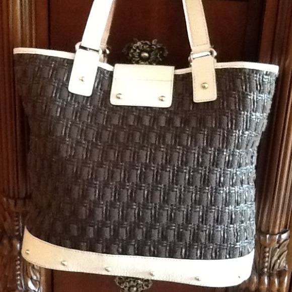 Kate Spade - Picture 2 of 8