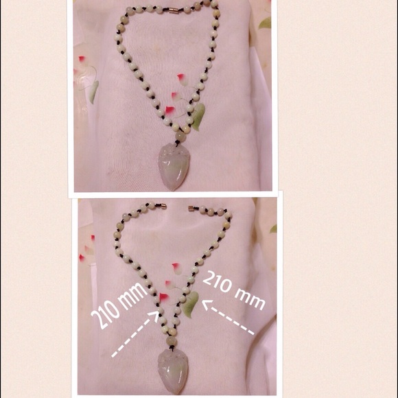 🌹This purple peaches necklace is real jade🌹