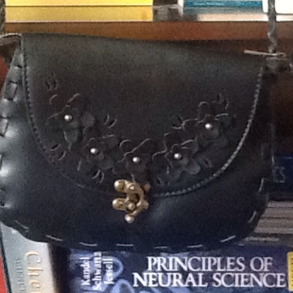 FINAL SALE Cute small / black satchle - Picture 2 of 4