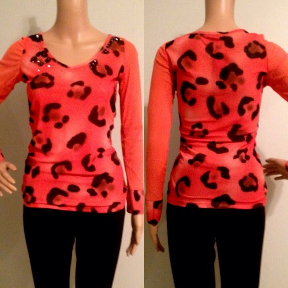 Graphic Animal Print Top With Sheer Sleeves