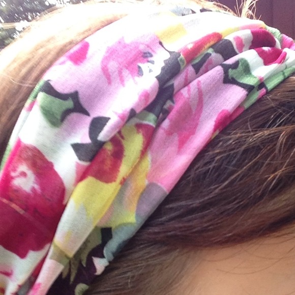 Trades - Picture 4 of 4