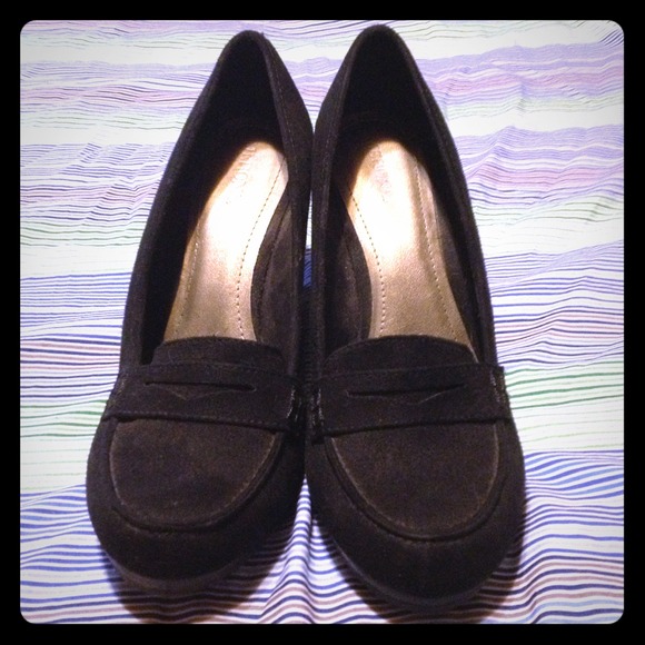💚 Black Wedged Moccasin Loafers!