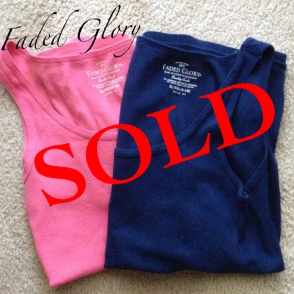SOLD/BUNDLED Set of 2 Tank Tops