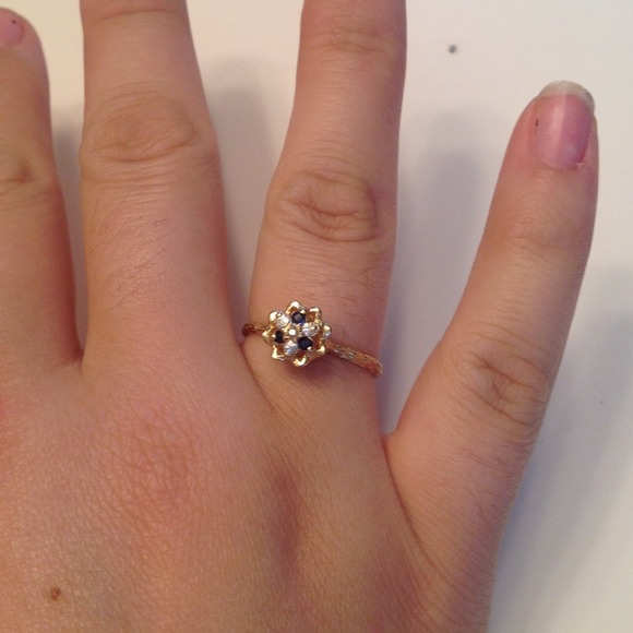 10k sapphire and diamond ring