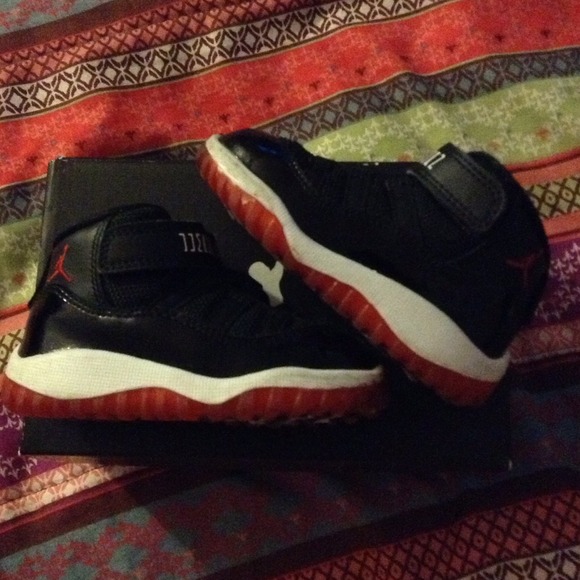 ✋Sold✋👶Retro Jordan 11s👶