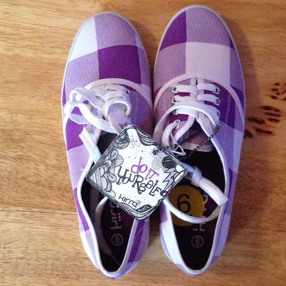 οΈβοΈReducedβ Kirra plaid sneakers - Picture 3 of 4