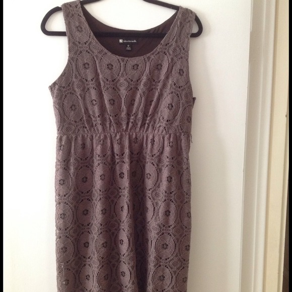 Valerie bertunelli brown lace dress