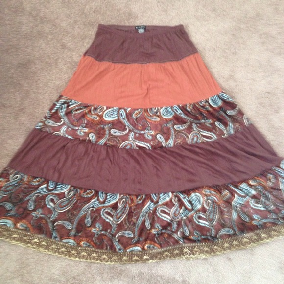 Vintage Style Earth-Toned Tiered Full Length Skirt - Picture 1 of 1